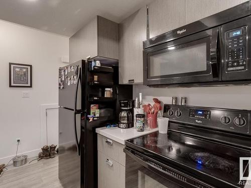 8718 150 Street, Edmonton, AB - Indoor Photo Showing Kitchen