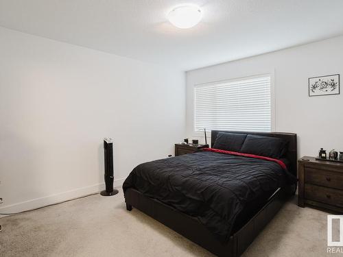 8720 150 Street, Edmonton, AB - Indoor Photo Showing Bedroom