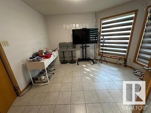 9533 150 Street Nw, Edmonton, AB - Indoor Photo Showing Other Room