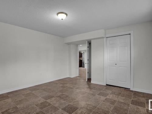 2846 Maple Wy Nw, Edmonton, AB 