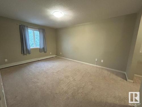 211 4903 47 Avenue, Stony Plain, AB - Indoor Photo Showing Other Room