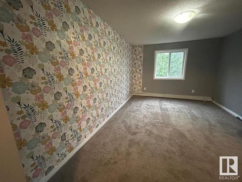 305 4903 47 Avenue, Stony Plain, AB - Indoor Photo Showing Other Room