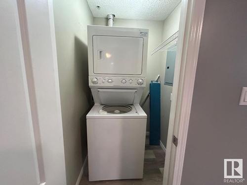 305 4903 47 Avenue, Stony Plain, AB - Indoor Photo Showing Laundry Room