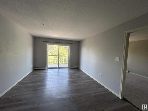 301 4903 47 Avenue, Stony Plain, AB - Indoor Photo Showing Other Room