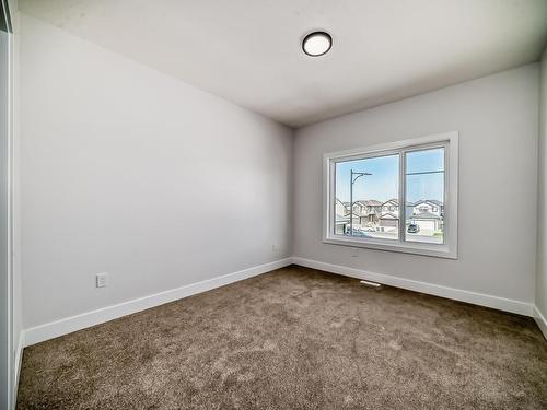 12 Meadowbrook Point(E), Spruce Grove, AB - Indoor Photo Showing Other Room