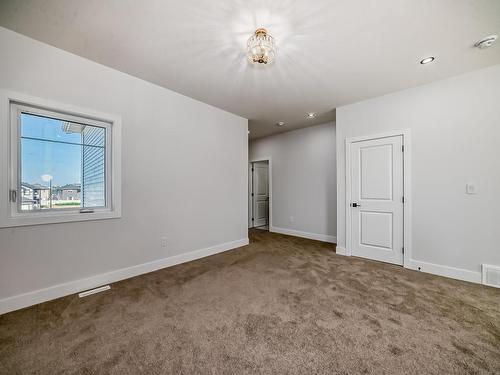 12 Meadowbrook Point(E), Spruce Grove, AB - Indoor Photo Showing Other Room