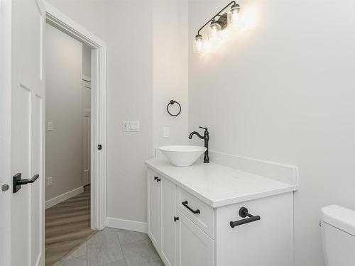 54325 Rge Rd 31, Rural Lac Ste. Anne County, AB - Indoor Photo Showing Bathroom