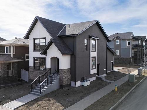 6923 Johnnie Caine Wy Nw, Edmonton, AB 