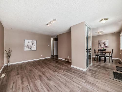 13028 65 St Nw, Edmonton, AB 