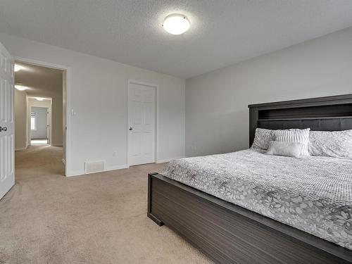 2875 Maple Wy Nw, Edmonton, AB 