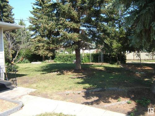 5302 47 Avenue, Vegreville, AB - Outdoor