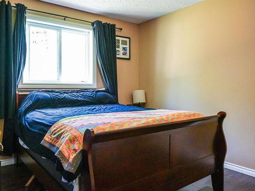 351 58532 Rge Rd 113, Rural St. Paul County, AB - Indoor Photo Showing Bedroom