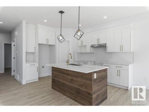 81 Silverstone Drive, Stony Plain, AB - Indoor Photo Showing Kitchen