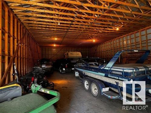 60428 Rge Rd 51, Rural Barrhead County, AB - Indoor Photo Showing Garage