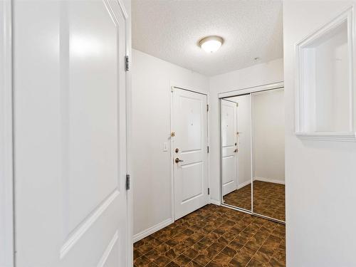 ##233 16221 95 St Nw Nw, Edmonton, AB 