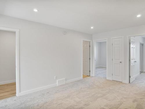 4682 177 Avenue, Edmonton, AB - Indoor Photo Showing Other Room