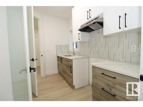 17128 2 Street, Edmonton, AB - Indoor Photo Showing Laundry Room