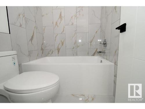 17128 2 Street, Edmonton, AB - Indoor Photo Showing Bathroom