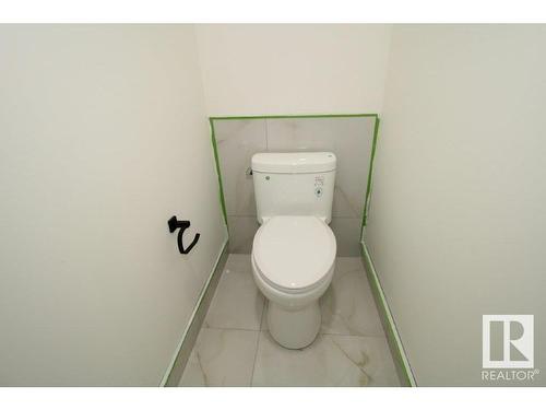 17127 3 Street, Edmonton, AB - Indoor Photo Showing Bathroom