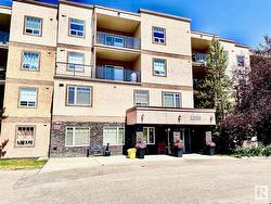 #118 2035 Grantham Court NW  Edmonton, AB T5T 3X4