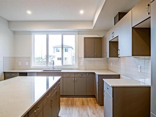 17647 49 Street, Edmonton, AB - Indoor Photo Showing Kitchen