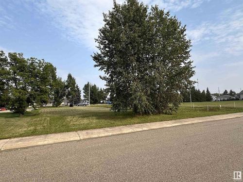 4747 47 Street, Clyde, AB 