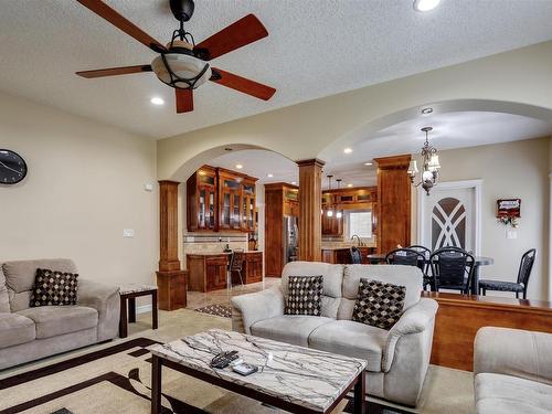 1519 68 Street, Edmonton, AB - Indoor Photo Showing Living Room