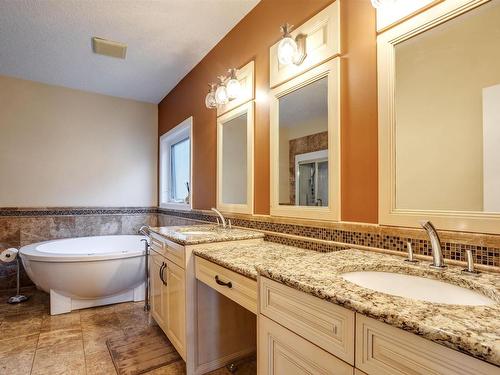 1519 68 Street, Edmonton, AB - Indoor Photo Showing Bathroom