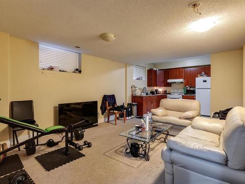 1519 68 Street, Edmonton, AB - Indoor