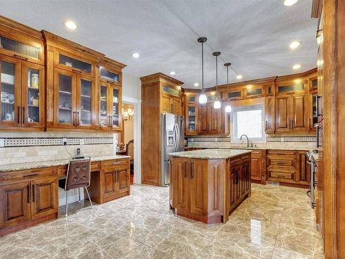 1519 68 Street, Edmonton, AB - Indoor Photo Showing Kitchen