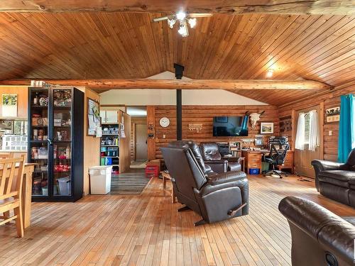 10024 Twp 533, Rural Yellowhead, AB - Indoor