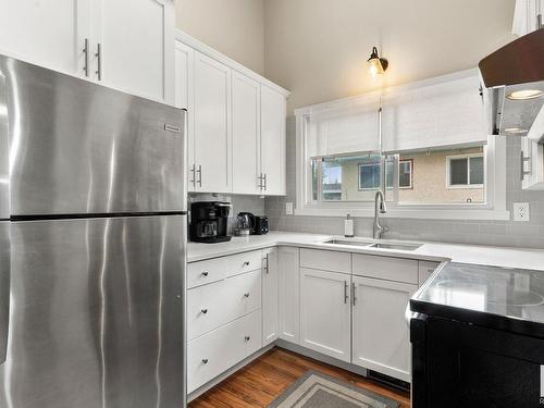 13532 78 Street, Edmonton, AB - Indoor Photo Showing Kitchen With Double Sink