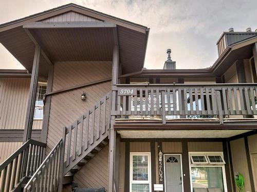 5704 172 St Nw, Edmonton, AB 