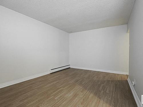 3 10515 80 Avenue, Edmonton, AB - Indoor Photo Showing Other Room