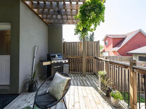 10464 144 St Nw, Edmonton, AB 