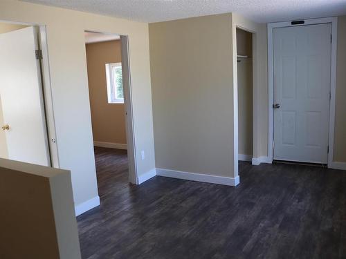 4815 56 Ave, Wetaskiwin, AB - Indoor Photo Showing Other Room