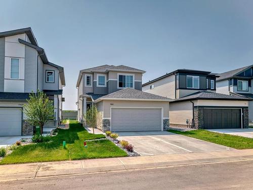 7119 182 Av Nw, Edmonton, AB 