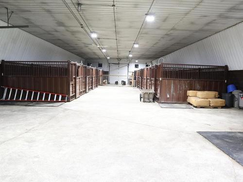 A 48319 Hwy 795, Rural Leduc County, AB - Indoor Photo Showing Garage