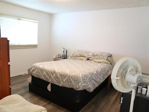 A 48319 Hwy 795, Rural Leduc County, AB - Indoor Photo Showing Bedroom