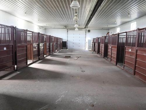 A 48319 Hwy 795, Rural Leduc County, AB - Indoor Photo Showing Garage