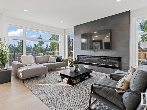 1495 Howes Crescent, Edmonton, AB - Indoor Photo Showing Living Room With Fireplace