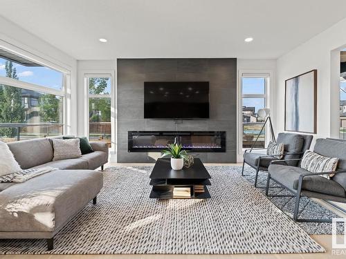 1495 Howes Crescent, Edmonton, AB - Indoor Photo Showing Living Room With Fireplace