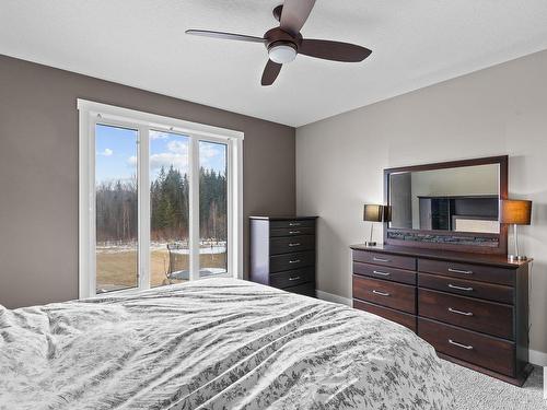 2050 Spring Lake Drive, Rural Parkland County, AB - Indoor Photo Showing Bedroom