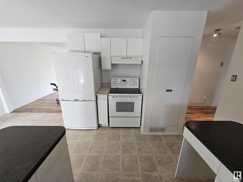 6531 Hwy 616, Rural Brazeau County, AB - Indoor Photo Showing Kitchen