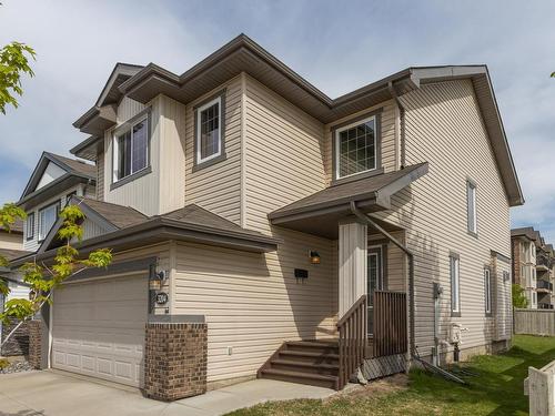 3204 17B Avenue Nw, Edmonton, AB - Outdoor