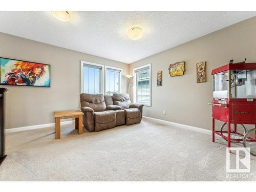 17569 60A St Nw, Edmonton, AB 