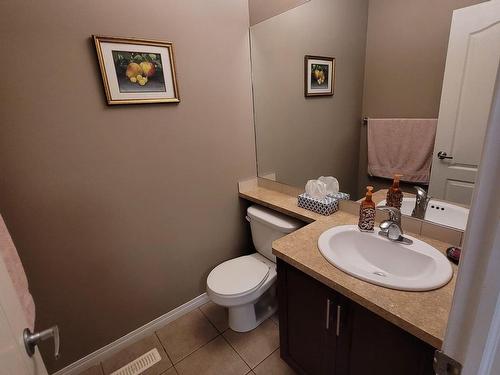 4201 Hees Court Court, Athabasca Town, AB - Indoor Photo Showing Bathroom