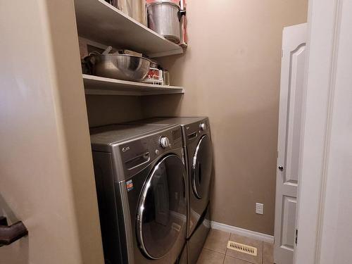 4201 Hees Court Court, Athabasca Town, AB - Indoor Photo Showing Laundry Room