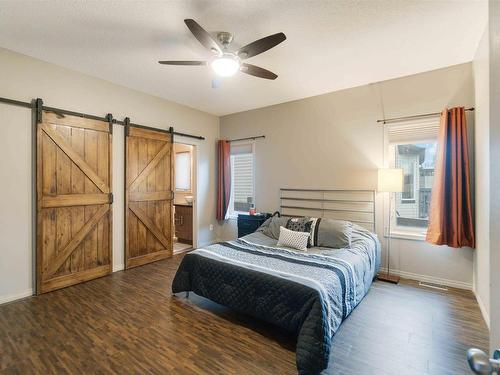 21108 92B Avenue Nw, Edmonton, AB - Indoor Photo Showing Bedroom