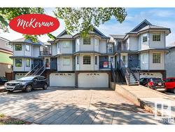 #3 11105 UNIVERSITY AV NW  Edmonton, AB T6G 1Y5